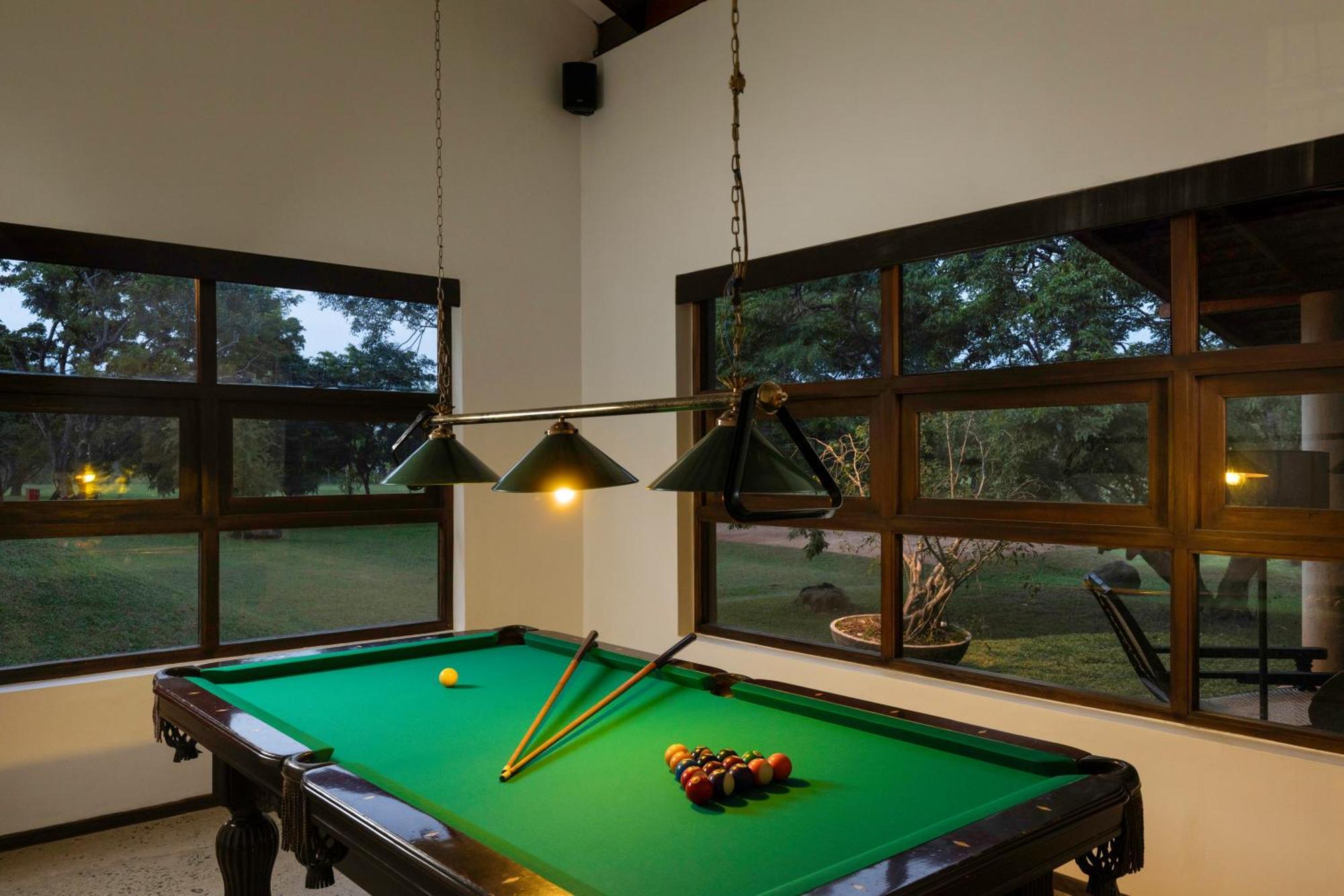 Ayugiri Ayurveda Wellness Resort Сигирия Экстерьер фото