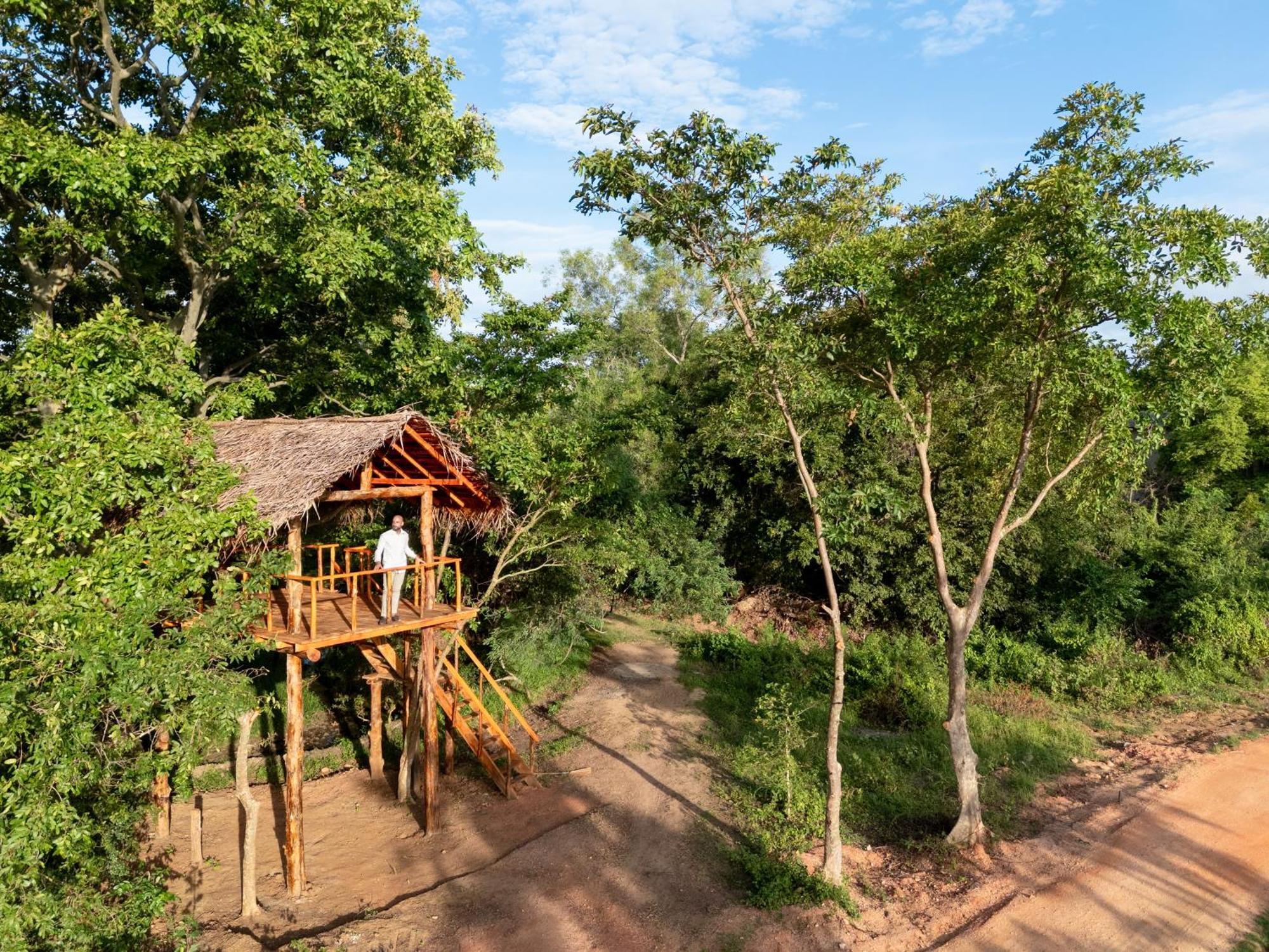 Ayugiri Ayurveda Wellness Resort Сигирия Экстерьер фото